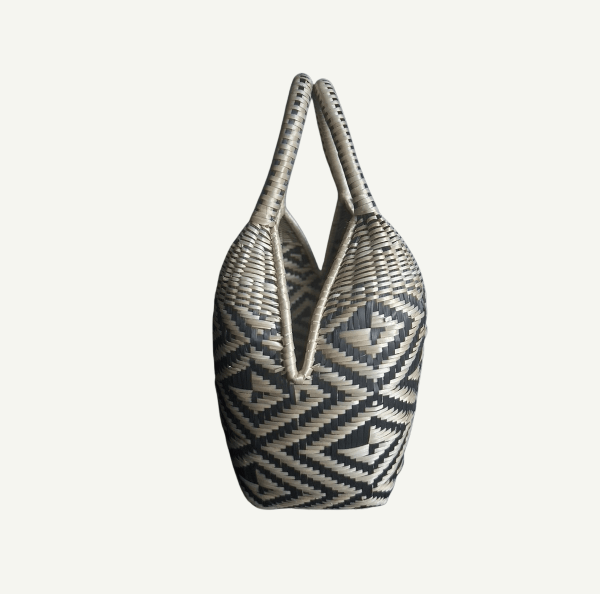M-meraki Handicrafts Accesories Handcrafted Medium Basket (Origin) / Storage Bin / Sustainable