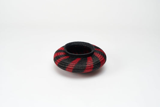 M-meraki Handicrafts Accessories Handmade - Home Decoration- Decorative Werregue Basket (Red/Black) 