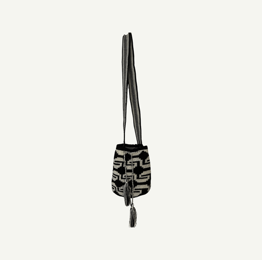 M-meraki Handicrafts Mochila Wayu Bags - Handmade - Black - White - Murano